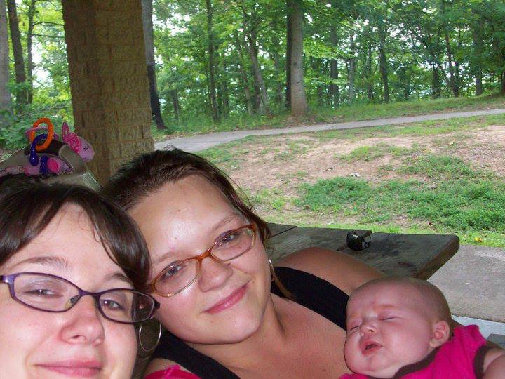 946305_589428264413926_2096540993_n